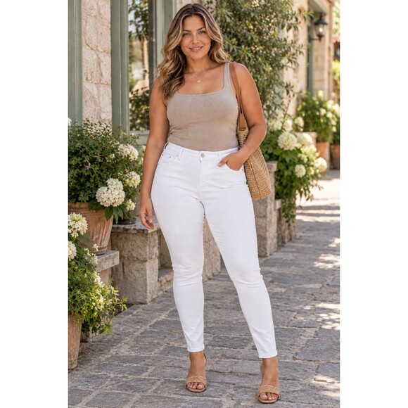 American Eagle Outfitters Denim - American Eagle Next Level Stretch Women's High Rise Skinny Jeans White 12 Short